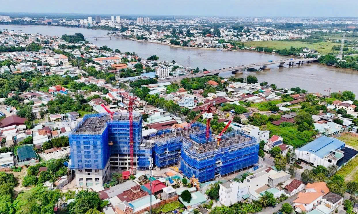 Tiến Độ Xây Dựng Fresia Riversie